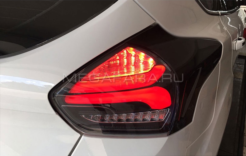 Задние фонари Форд Фокус 3 Хетчбэк 2015-2020 V11 Type ДЫМЧАТОЕ СТЕКЛО
