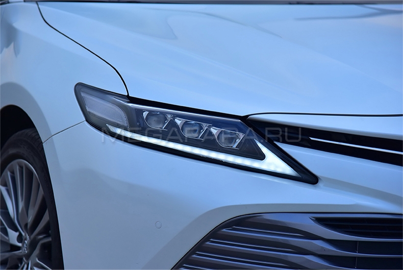 Передние светодиодные фары Тойота Камри V70 2019-2022 V1 type [Комплект Л+П; ходовые огни; FULL LED]